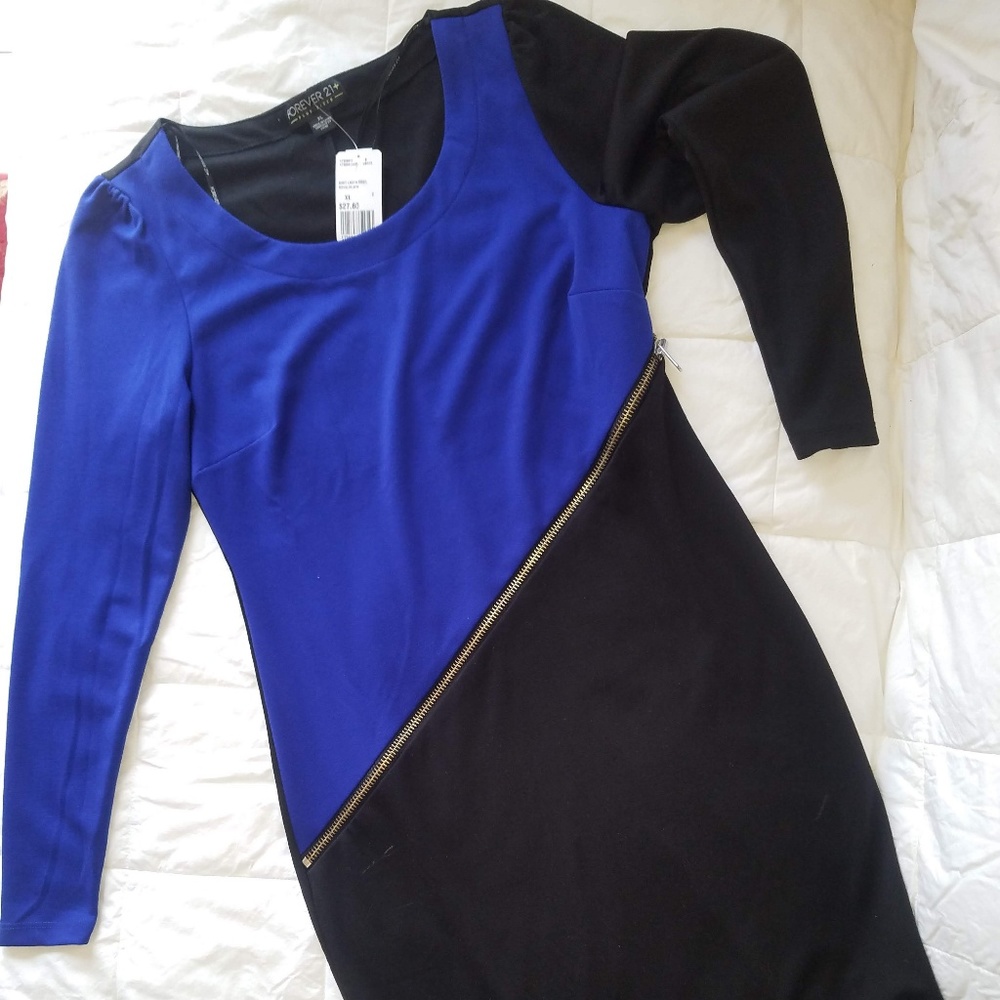 NWT FOREVER 21 DRESS